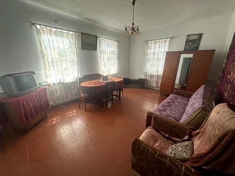 будинок за адресою с. Малі Коровинці, Вишнева, 20