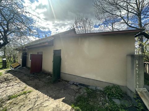 будинок за адресою с. Малі Коровинці, Вишнева, 20