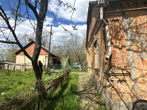 будинок за адресою с. Малі Коровинці, Вишнева, 20