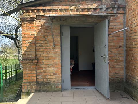 будинок за адресою с. Малі Коровинці, Вишнева, 20