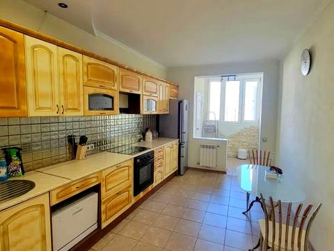 квартира по адресу Днепровская набережная ул., 25