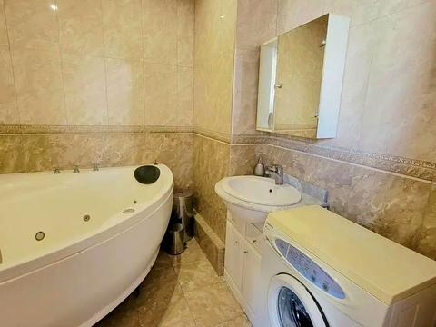 квартира по адресу Днепровская набережная ул., 25