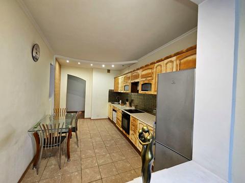 квартира по адресу Днепровская набережная ул., 25