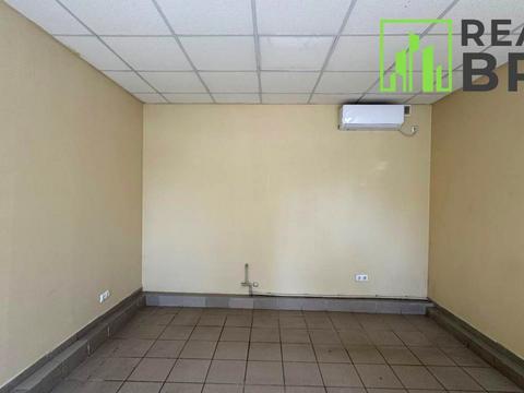 комерційна за адресою Миру, 40