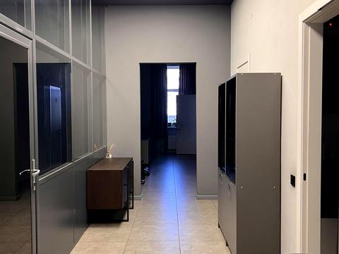 коммерческая по адресу Алли Тарасової ул., 5