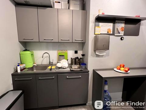 коммерческая по адресу Алли Тарасової ул., 5