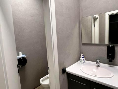 коммерческая по адресу Алли Тарасової ул., 5