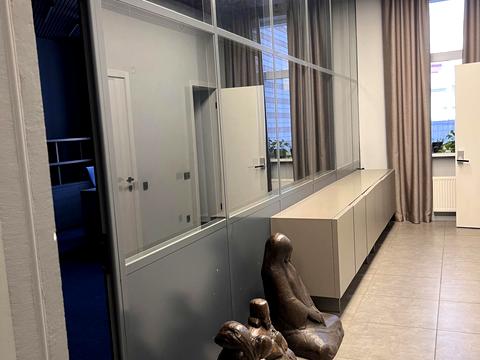 коммерческая по адресу Алли Тарасової ул., 5