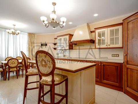 квартира по адресу Елизаветы Чавдар ул., 2