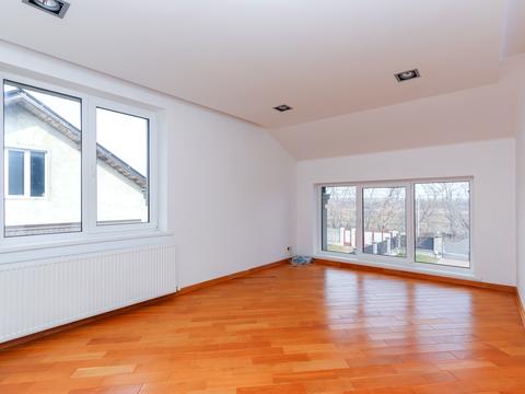 дом по адресу Незалежності