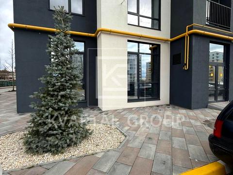 комерційна за адресою Миколи Мозгового вул., 2