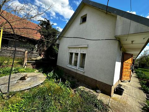 будинок за адресою Курія