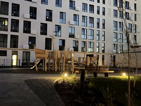 квартира за адресою Зелена вул., (Будинок 10)