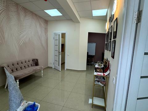 коммерческая по адресу Василия Стуса ул., 8