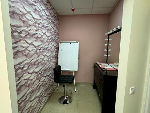 коммерческая по адресу Василия Стуса ул., 8