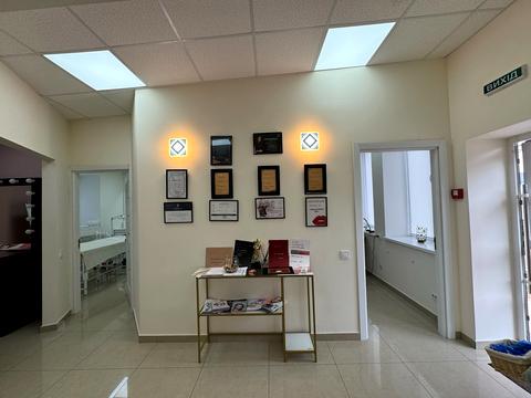 коммерческая по адресу Василия Стуса ул., 8