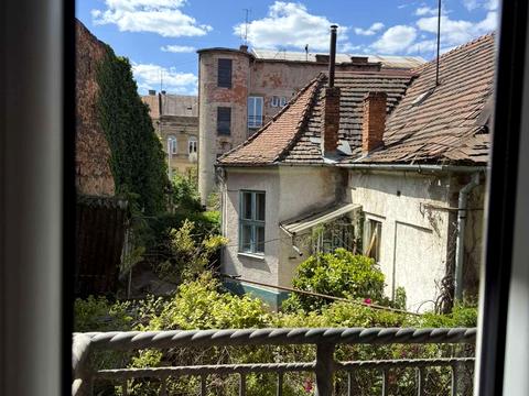 квартира за адресою Михайла Лучкая вул., 16