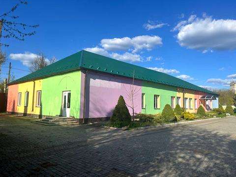 комерційна за адресою Київська вул. (107-ї Кременецької Дивізії), 1