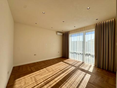 дом по адресу Розкішна