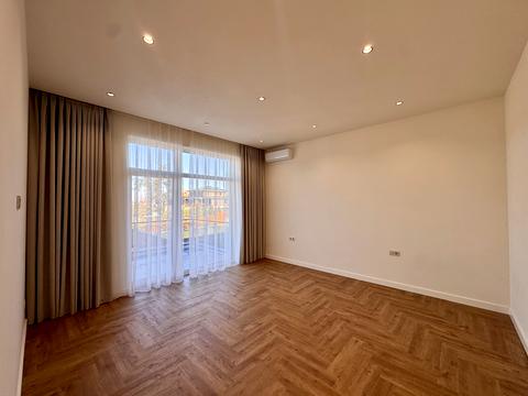 дом по адресу Розкішна