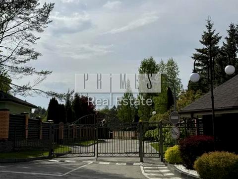 участок по адресу 