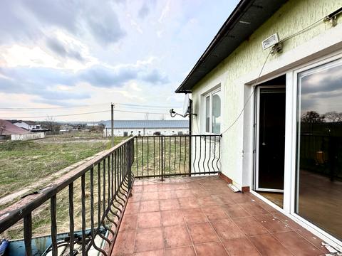 комерційна за адресою Львівська вул., 1