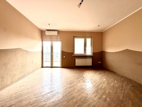 комерційна за адресою Львівська вул., 1