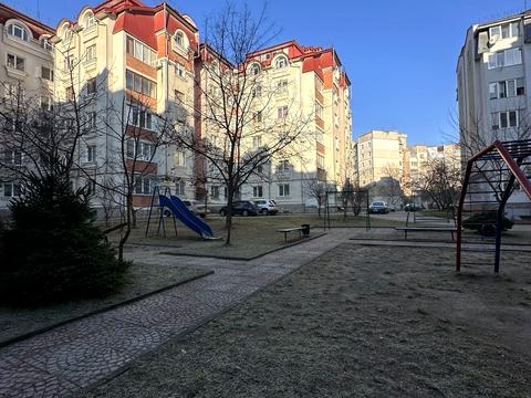 квартира за адресою Івана Миколайчука вул., 7