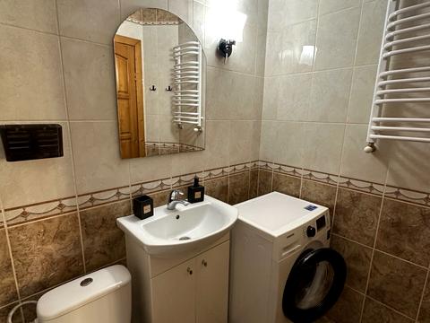квартира за адресою Івана Миколайчука вул., 7