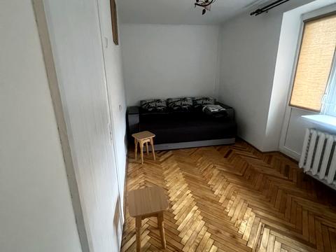 квартира за адресою Садова вул., 25а