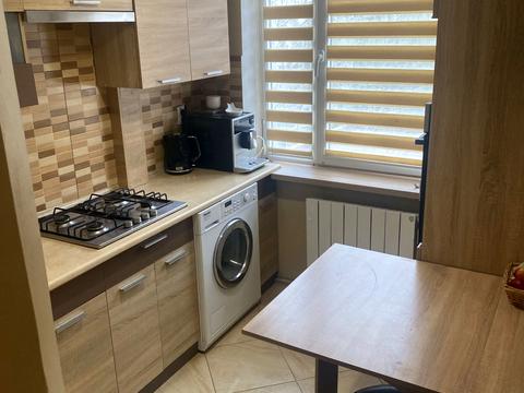квартира за адресою Наукова вул., 22