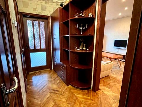 квартира за адресою Анни Ахматової вул., 6