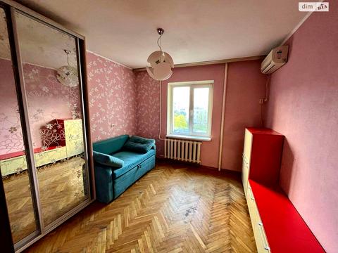 квартира за адресою Анни Ахматової вул., 6