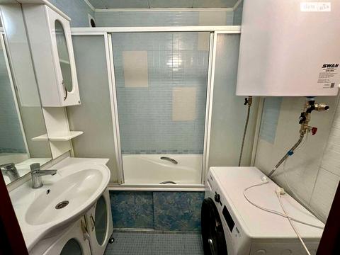 квартира за адресою Анни Ахматової вул., 6