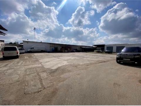 комерційна за адресою Чигиринська, 9