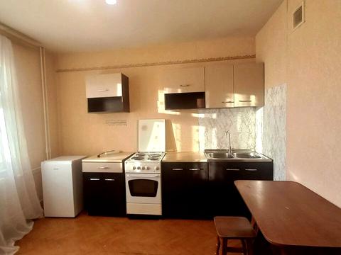 квартира за адресою Лариси Руденко вул., 10-В