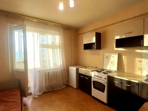 квартира за адресою Лариси Руденко вул., 10-В