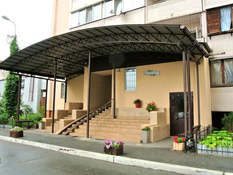 квартира за адресою Лариси Руденко вул., 10-В