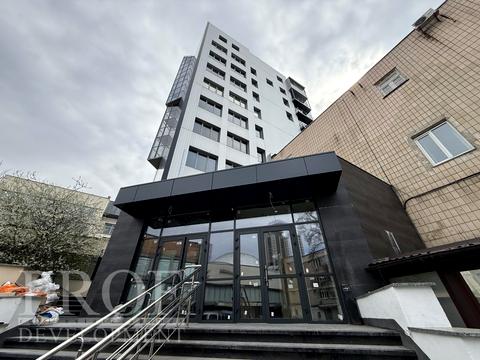 комерційна за адресою Велика Васильківська вул. (Червоноармійська), 25