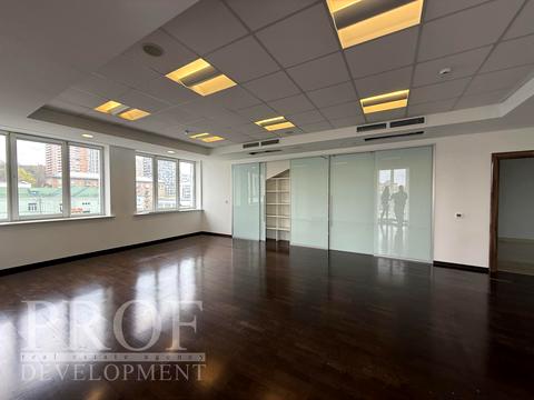 комерційна за адресою Велика Васильківська вул. (Червоноармійська), 25