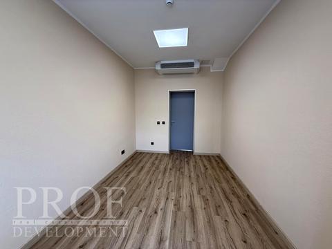 комерційна за адресою Велика Васильківська вул. (Червоноармійська), 25