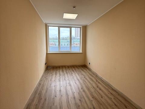 комерційна за адресою Велика Васильківська вул. (Червоноармійська), 25