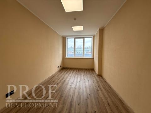 комерційна за адресою Велика Васильківська вул. (Червоноармійська), 25