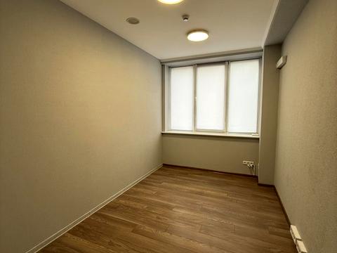 комерційна за адресою Велика Васильківська вул. (Червоноармійська), 25