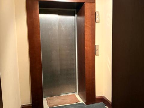 комерційна за адресою Велика Васильківська вул. (Червоноармійська), 25