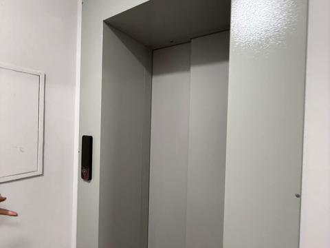 комерційна за адресою Велика Васильківська вул. (Червоноармійська), 25