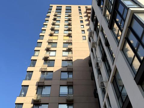 квартира за адресою Салютна вул., 2к8