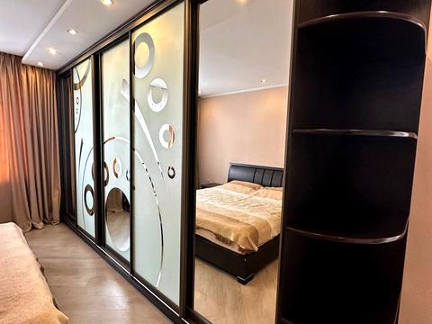 квартира по адресу Александра Довженко ул., 1