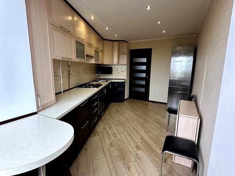 квартира по адресу Александра Довженко ул., 1