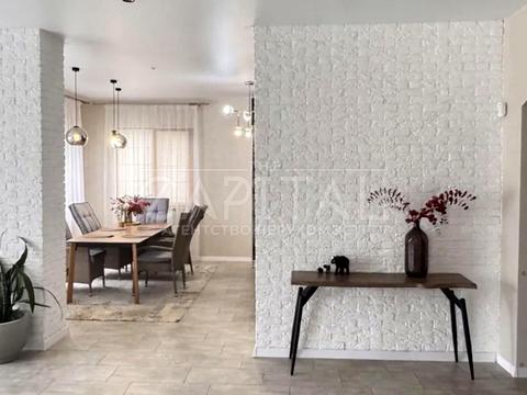 дом по адресу Цветочная ул., 1